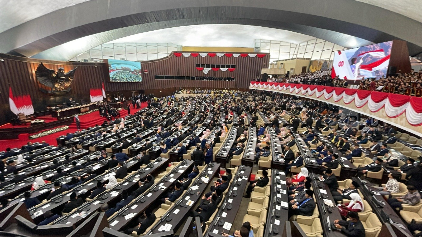 DPR Buka Masa Sidang Baru Setelah Satu Bulan Reses, Bahas Sejumlah Isu Strategis